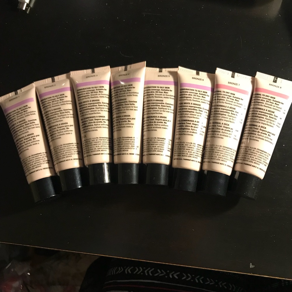 TimeWise liquid foundation